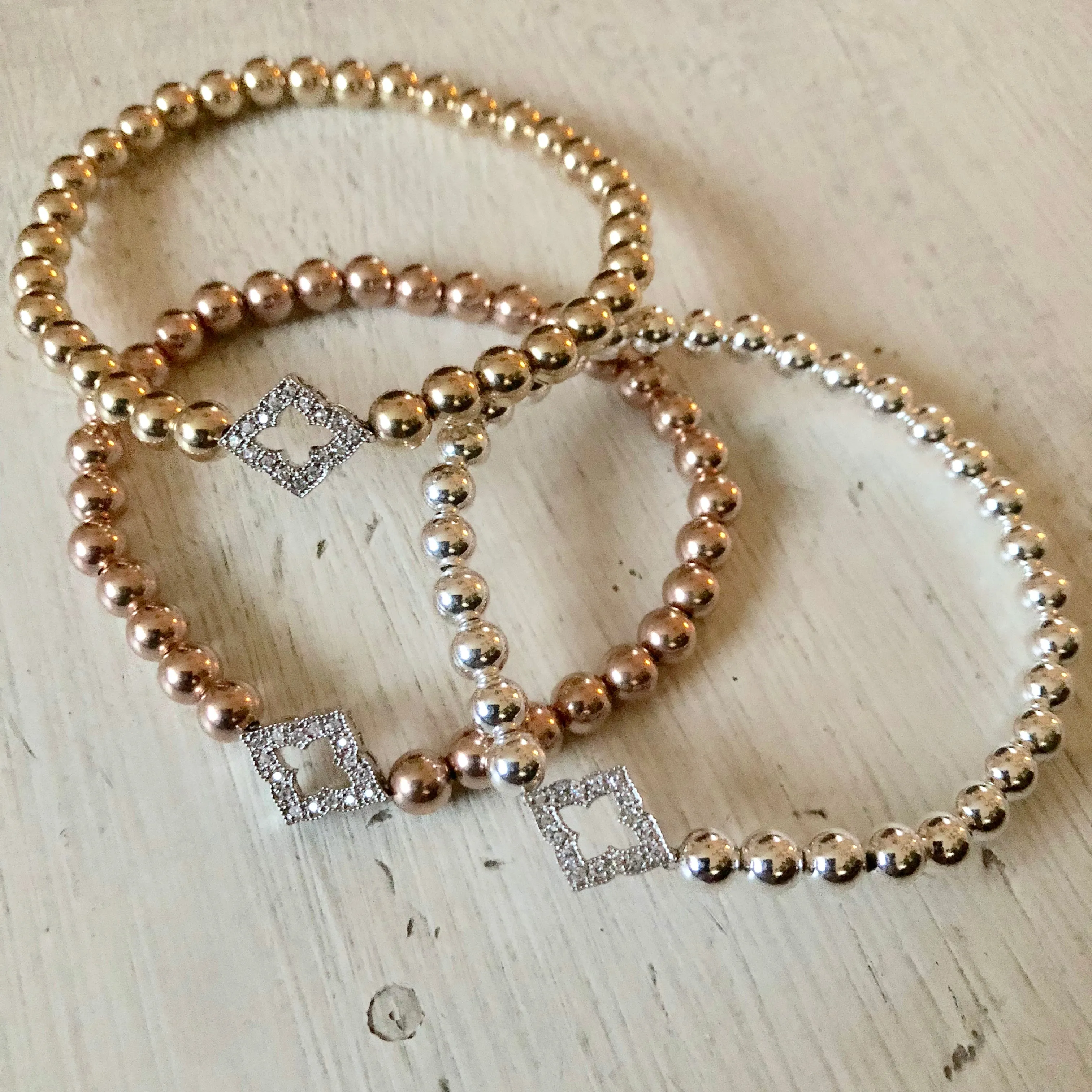 5mm Bead Stretch Bracelet with Sterling Silver/Cubic Zirconia Clover Charm