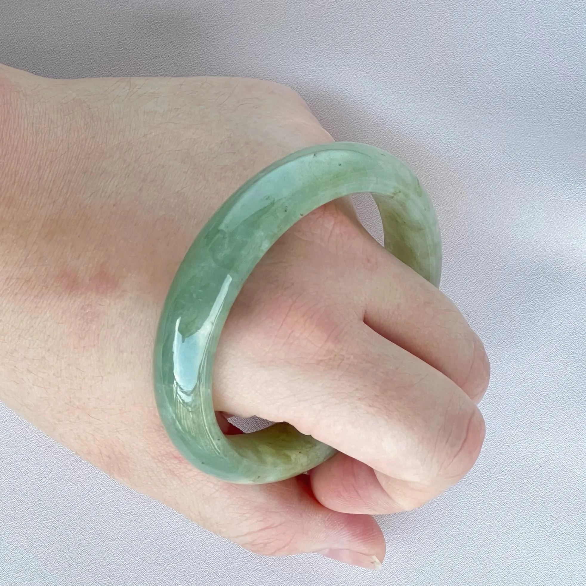 62358 58.3mm Green Type A Jadeite Bangle