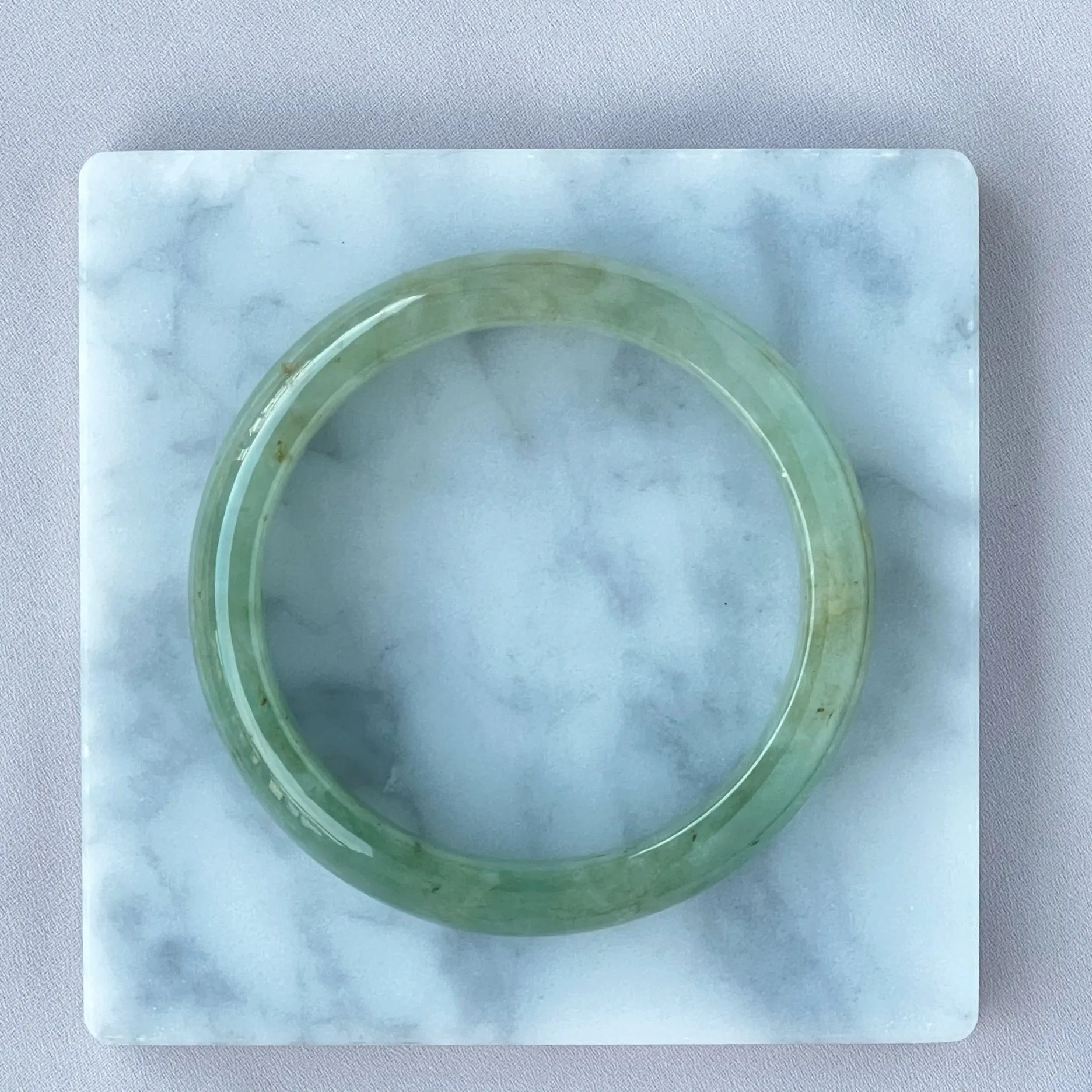 62358 58.3mm Green Type A Jadeite Bangle