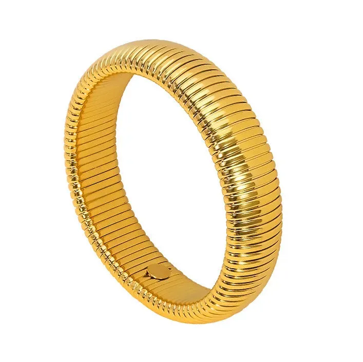 A&A Chic Expandadable Bangle