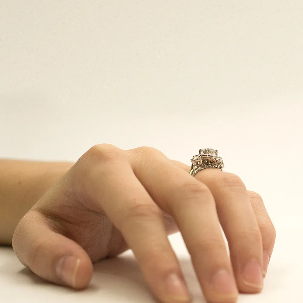 Amavida PlatinumGounting with Side Diamonds