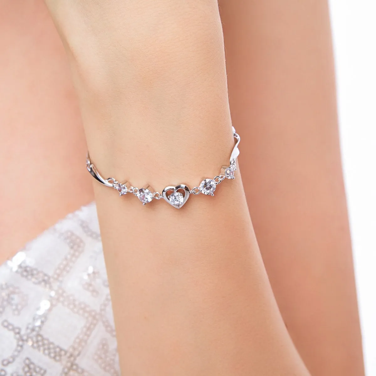 Bezel Heart Round Crystal Curved Chain Bracelet