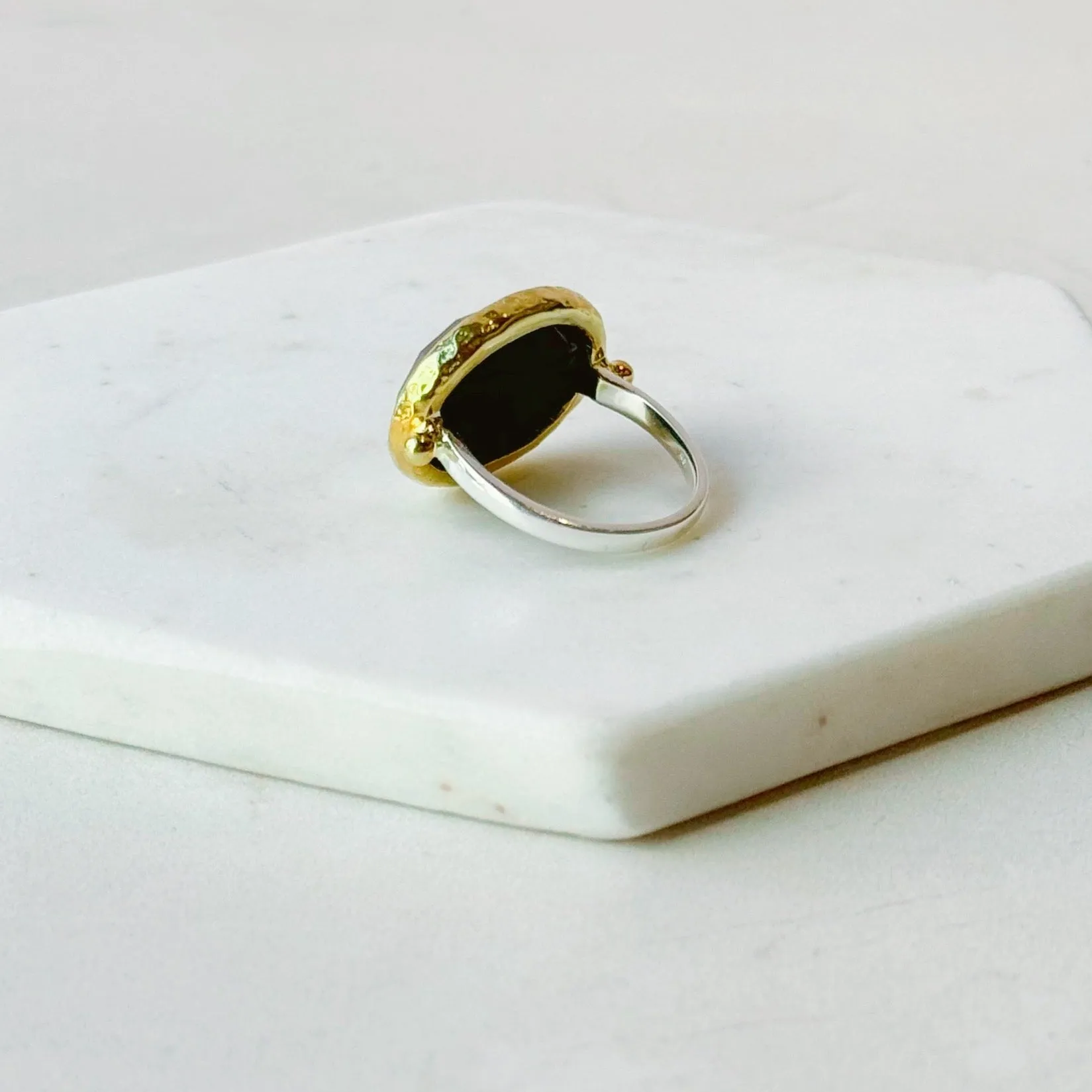 Black Spinel Bold Cocktail Ring