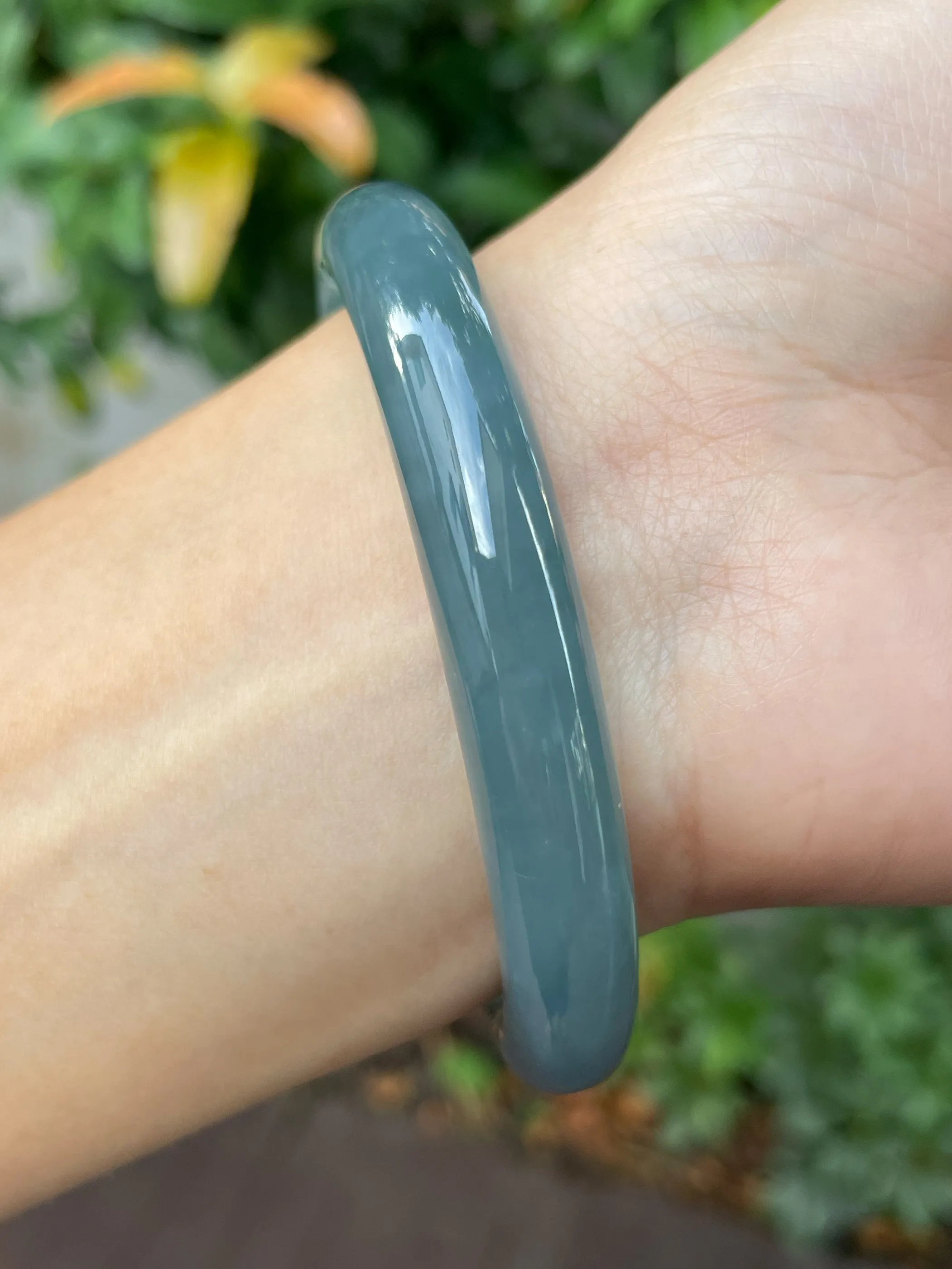 Blue With Green Jade Bangle | 59mm (NJBA100)
