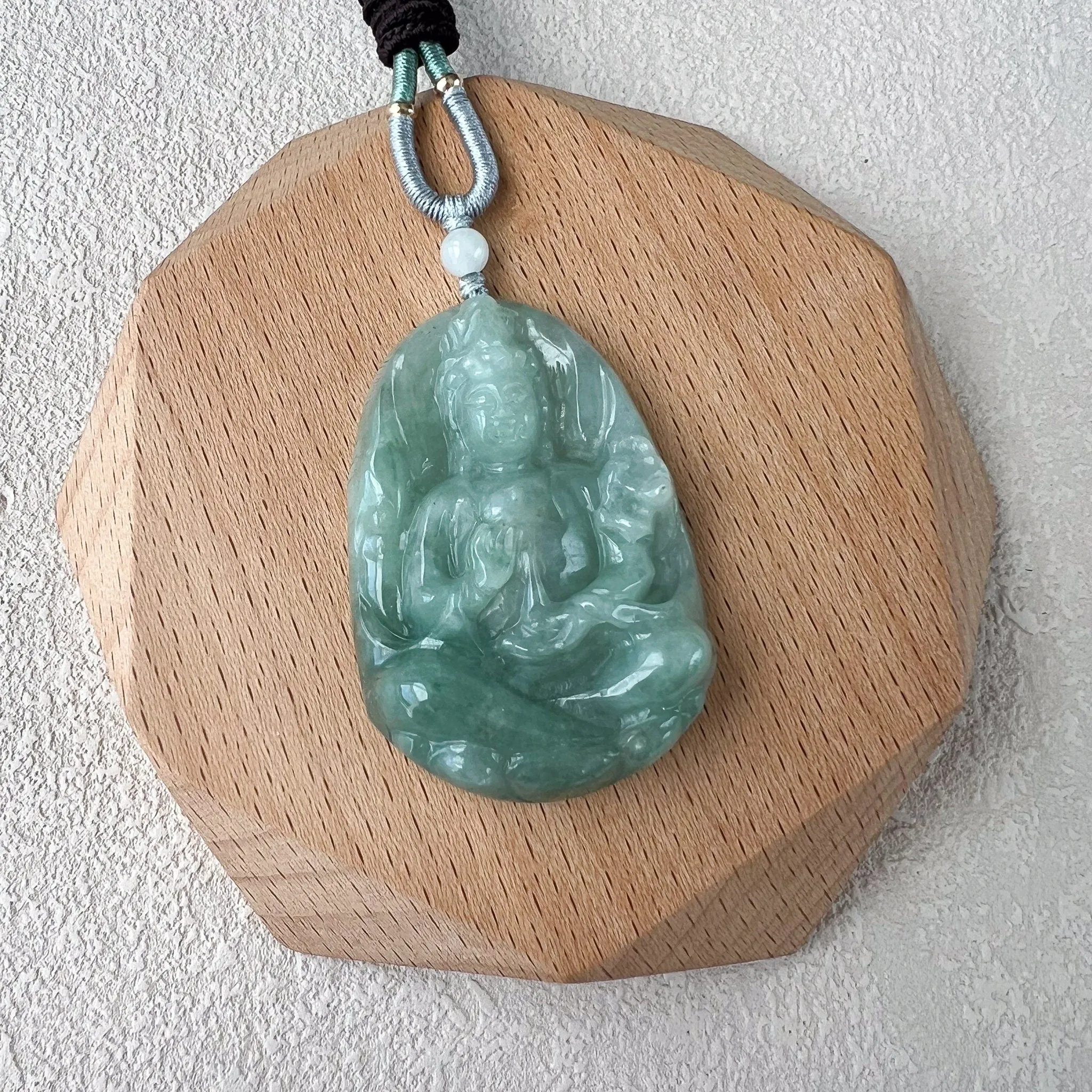 Jadeite Jade Guan Yin Avalokiteshvara, Quan Am, Light Green Jade, Hand Carved Jade Pendant Necklace, YJ-0522-0371824